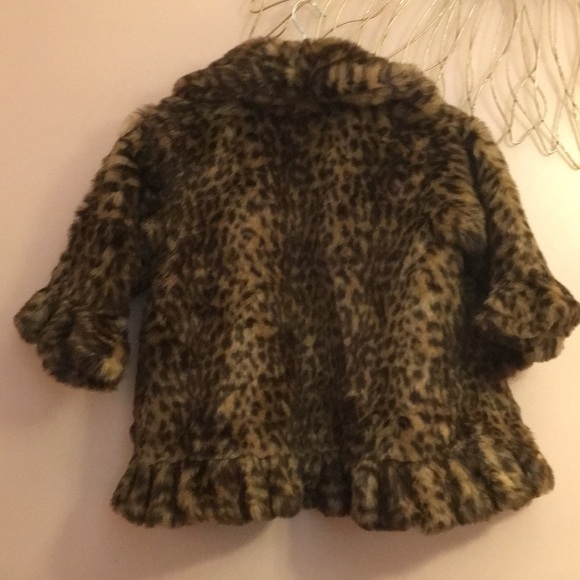 Girl’s Beautiful Fake Fur Swing Coat, Size 7/8 - Picture 5 of 7